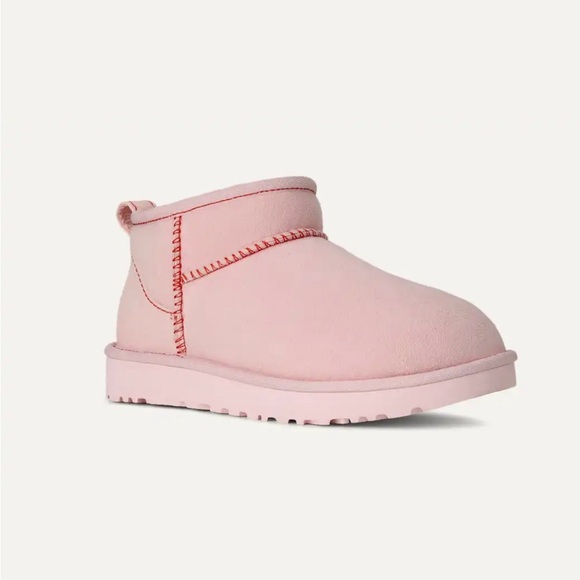 UGG Ultra Mini Love ‘26 - Picture 5 of 8